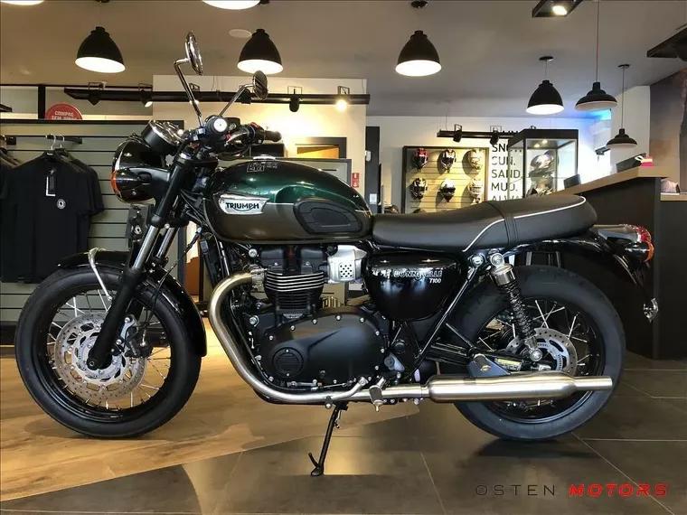 Triumph Bonneville Verde 6