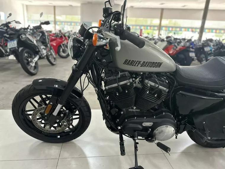 Harley-Davidson Sportster 1200 Cinza 15