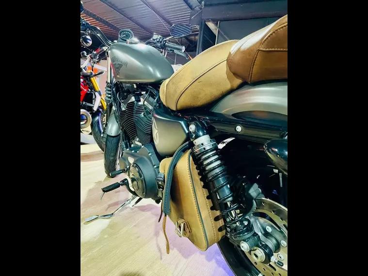 Harley-Davidson Sportster 883 Cinza 18