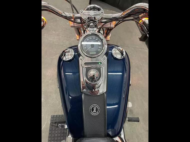 Harley-Davidson Dyna Azul 10