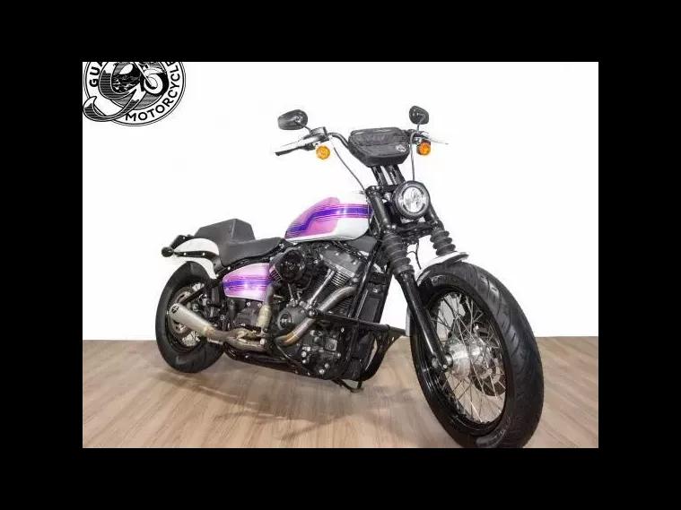 Harley-Davidson Street Bob Branco 3