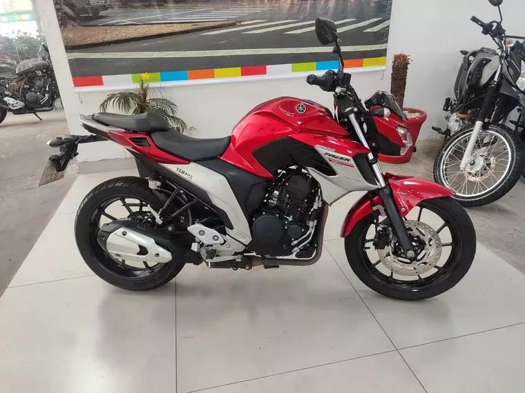 Yamaha Fazer 250 Vermelho 1