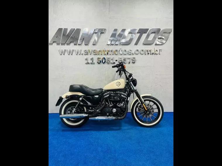 Harley-Davidson Sportster 883 Bege 2