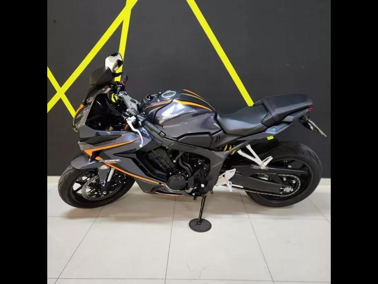 Honda CBR 650 Cinza 4