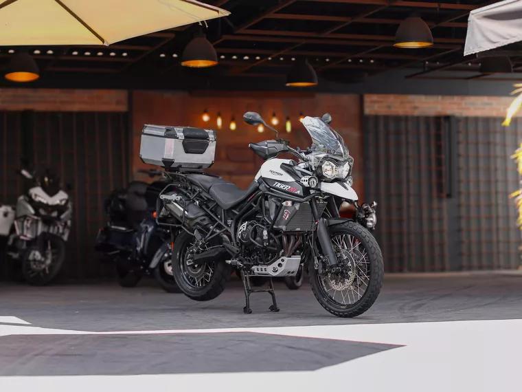 Triumph Tiger 800 Branco 1