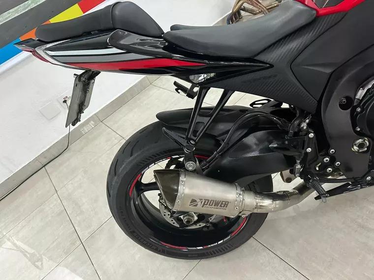 Suzuki GSX-R Vermelho 21