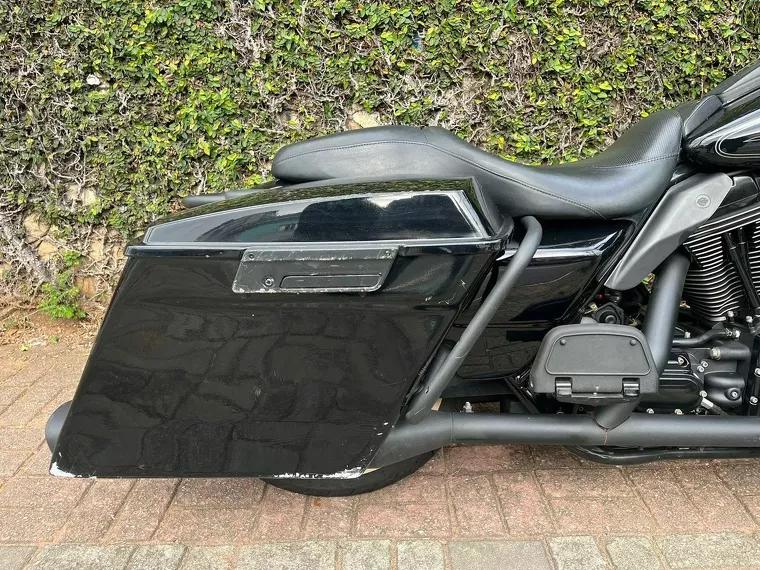 Harley-Davidson Street Glide Preto 13