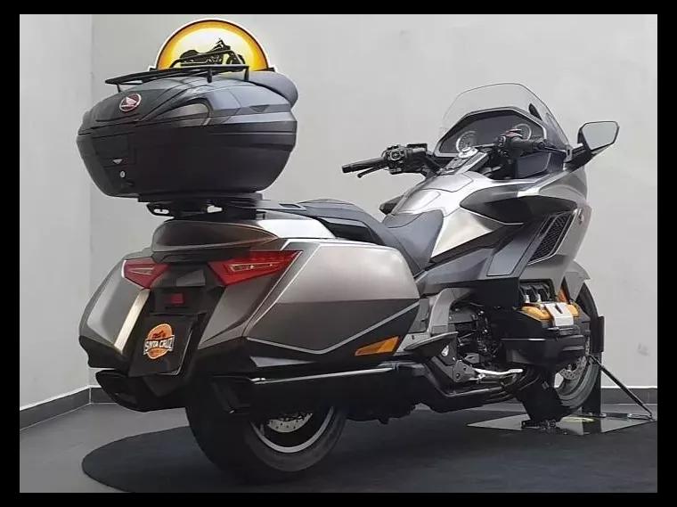 Honda Gold Wing Prata 5