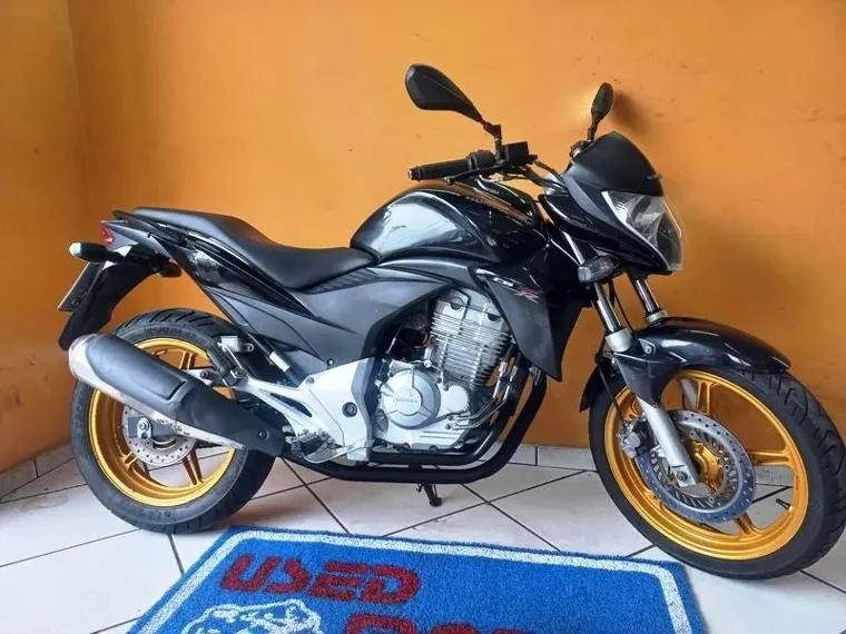 Honda CB 300 Preto 3