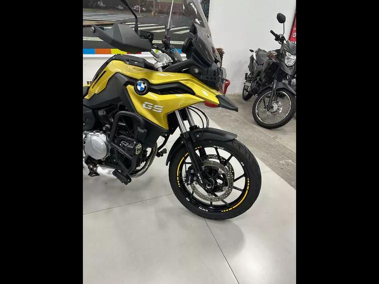 BMW F 750 Amarelo 11