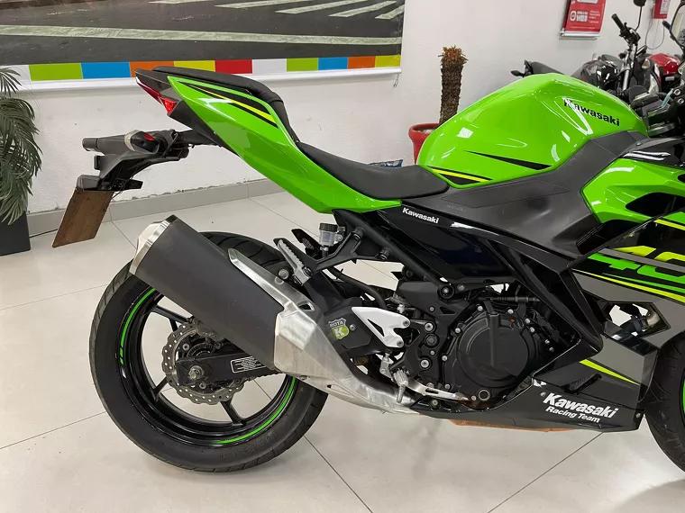 Kawasaki Ninja Verde 5