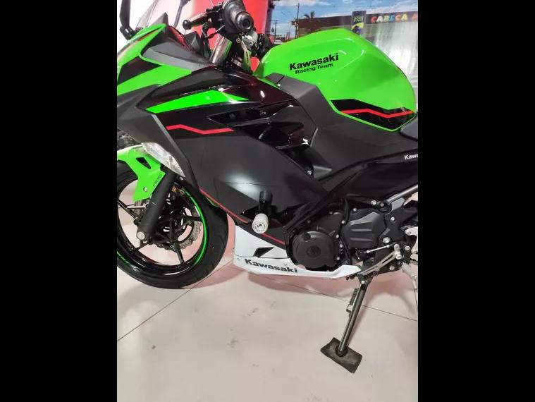 Kawasaki Ninja Verde 3