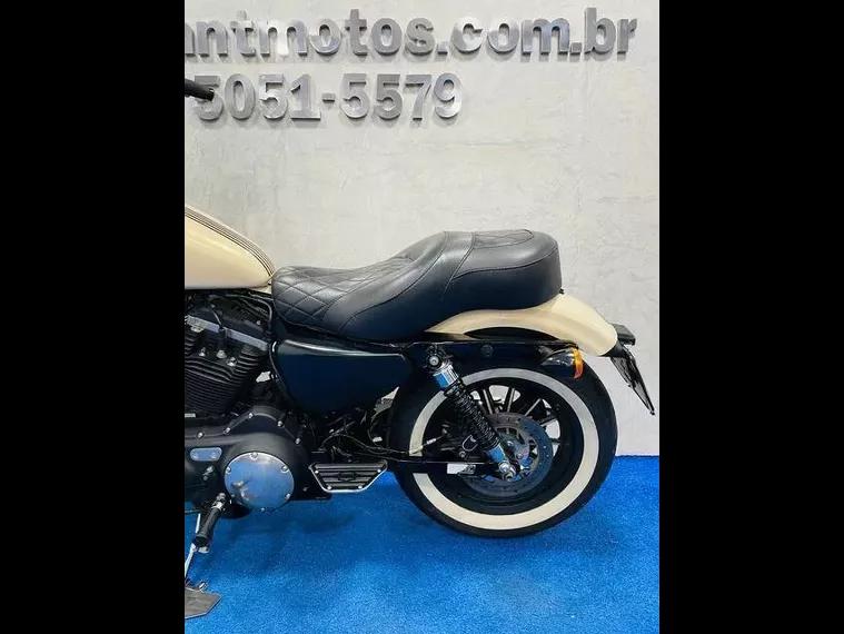 Harley-Davidson Sportster 883 Bege 11