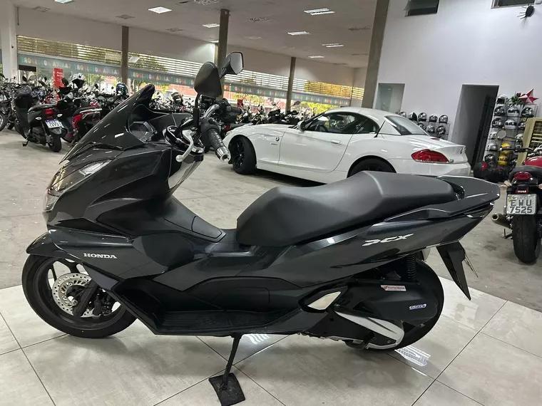 Honda PCX Preto 25