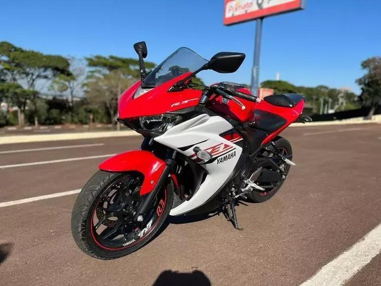 Yamaha YZF R3 Vermelho 3