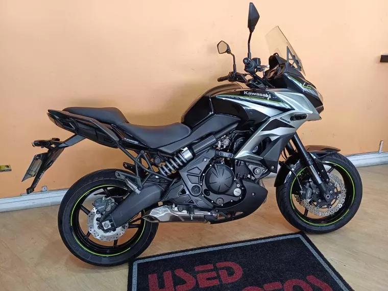 Kawasaki Versys Preto 4