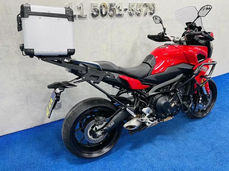 Yamaha MT-09 Vermelho 15