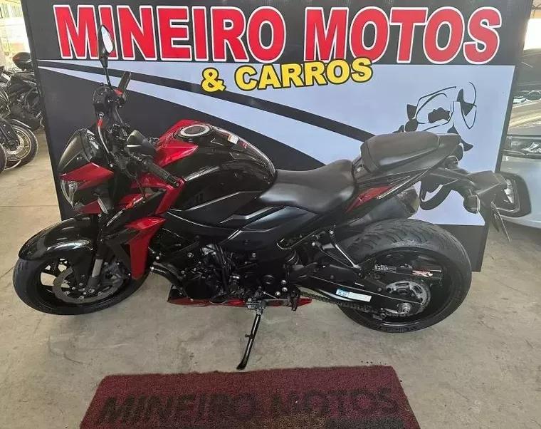 Suzuki GSX-S Vermelho 2