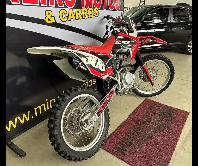 Honda CRF 230 Vermelho 4