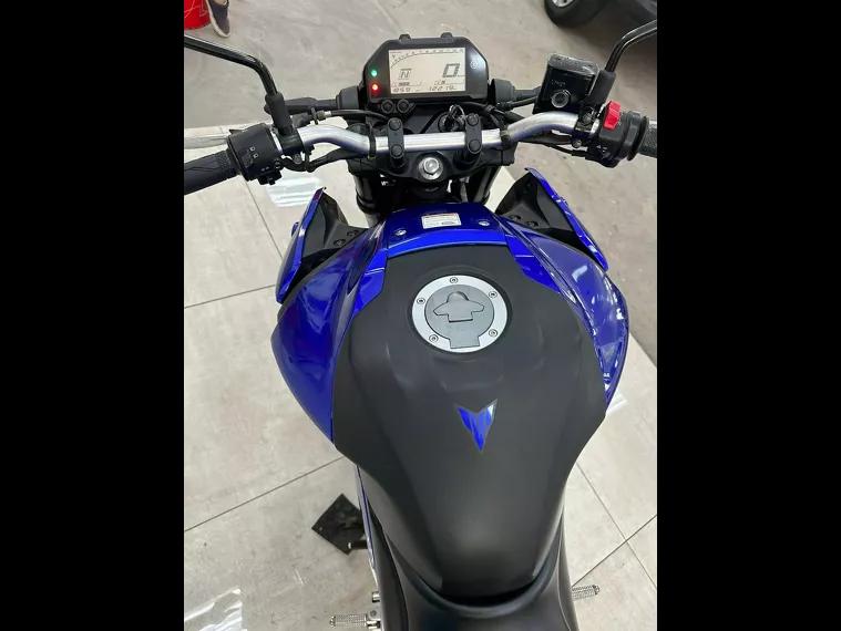 Yamaha MT-03 Azul 16