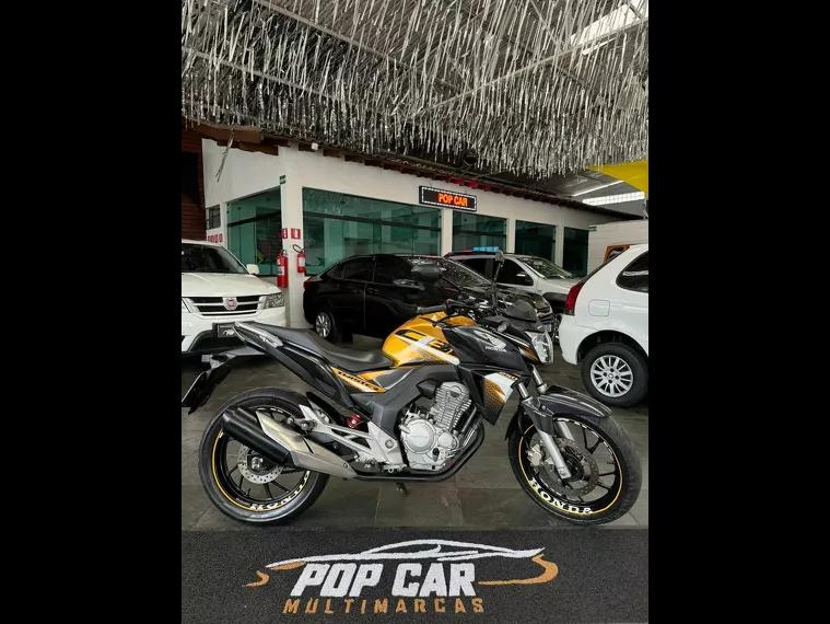 Honda CB Twister Amarelo 3