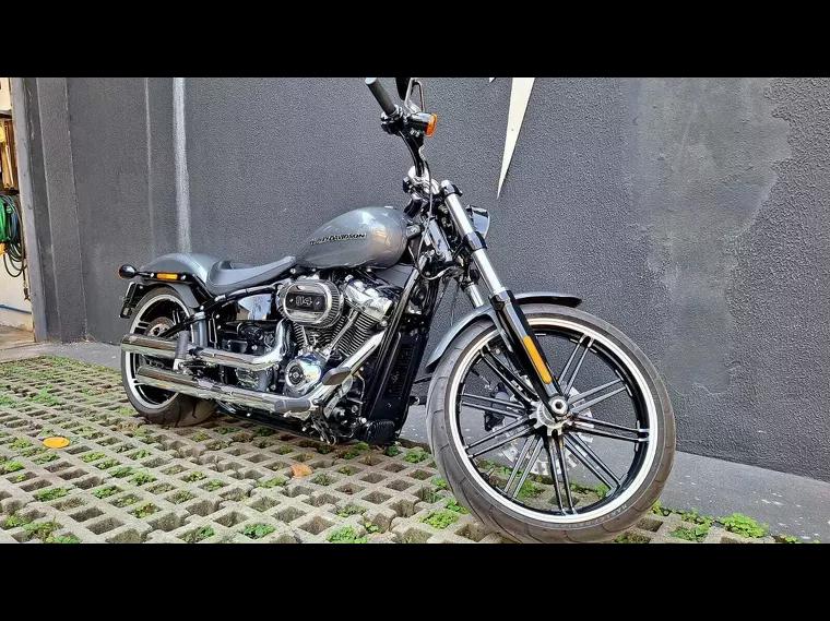 Harley-Davidson Breakout Cinza 7