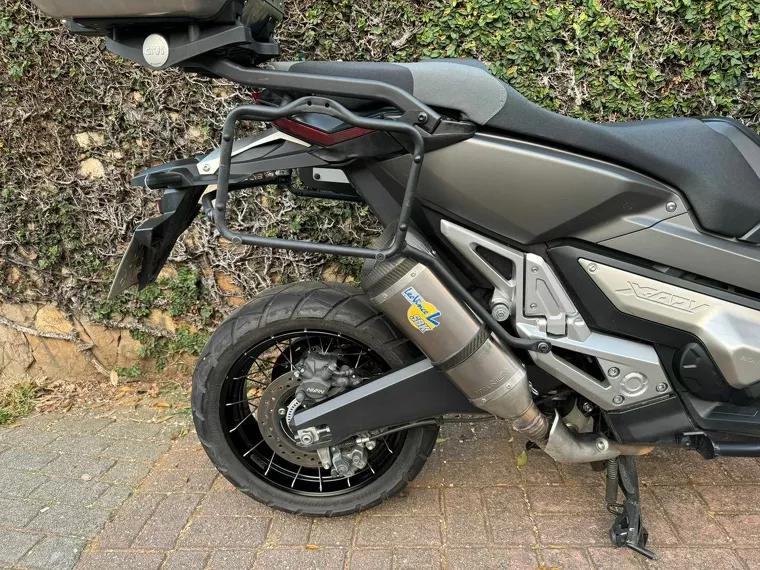 Honda X-Adv Cinza 8