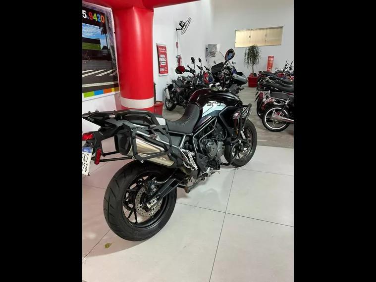 Triumph Tiger 900 Preto 27