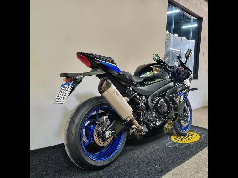 Suzuki GSX-R Preto 3