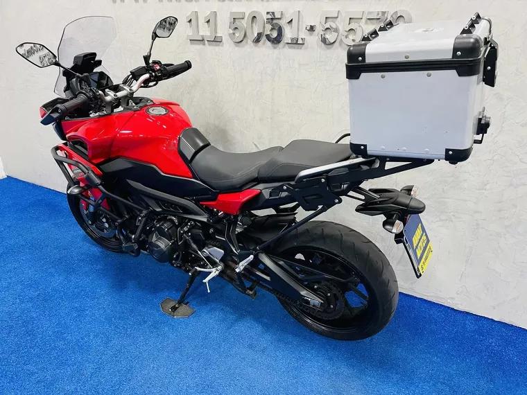 Yamaha MT-09 Vermelho 19