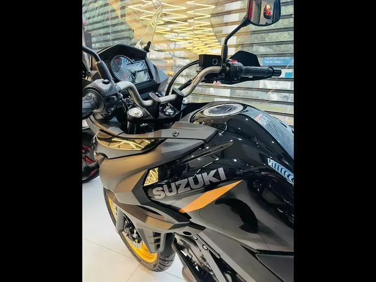 Suzuki V-Strom Preto 2