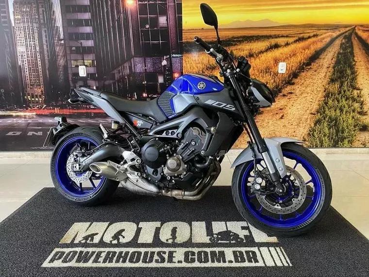 Yamaha MT-09 Azul 4