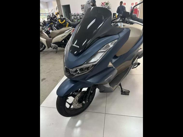 Honda PCX Azul 13