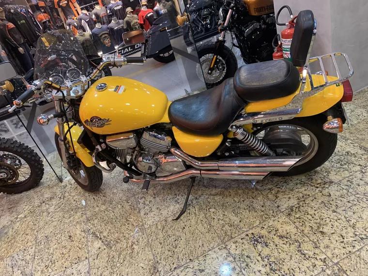 Honda Magna 750 Amarelo 3