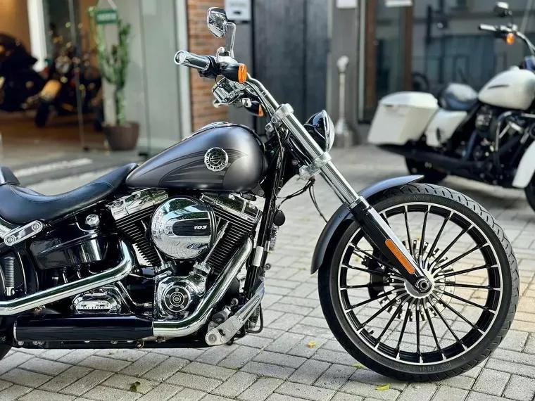 Harley-Davidson Breakout Cinza 4