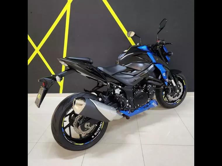 Suzuki GSX-S Azul 5