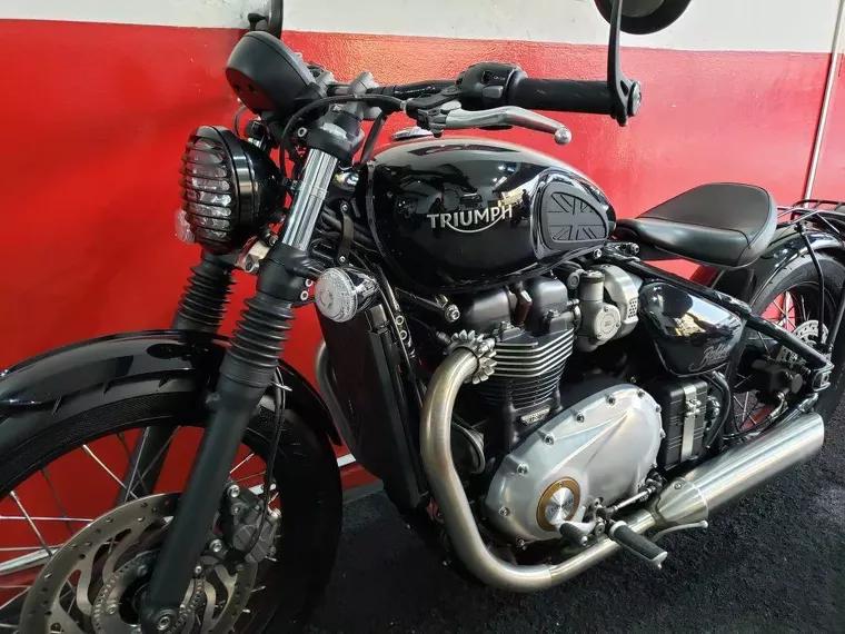 Triumph Bobber Preto 10