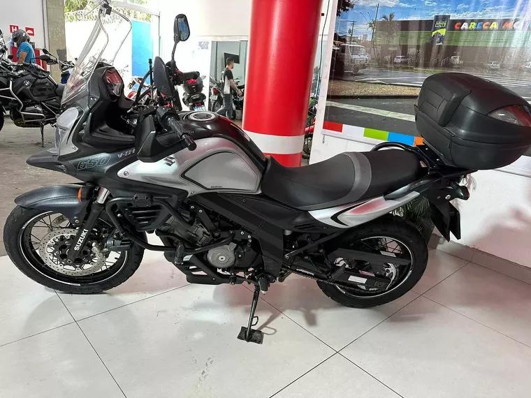 Suzuki V-Strom Prata 5