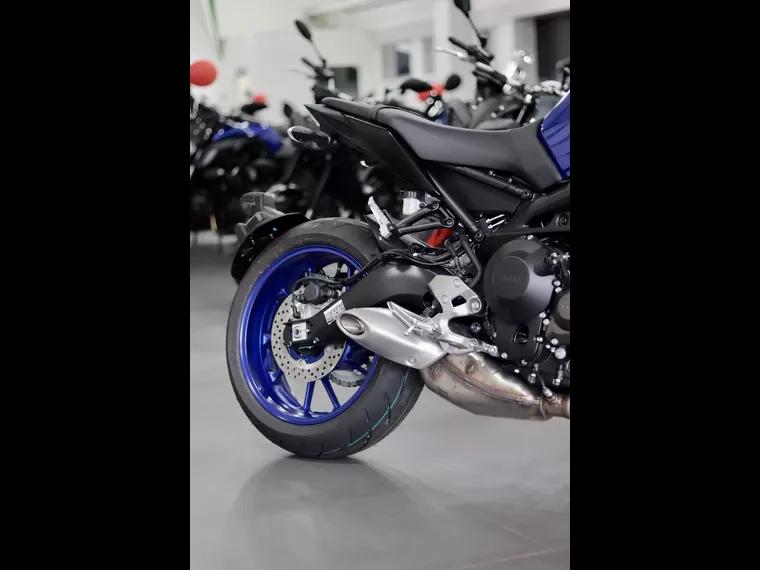 Yamaha MT-09 Cinza 7