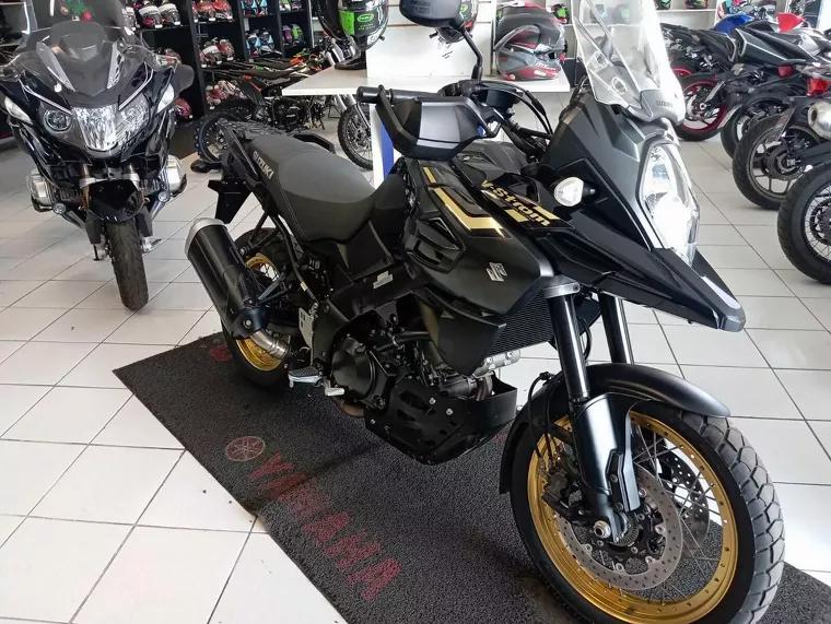 Suzuki V-Strom Preto 2