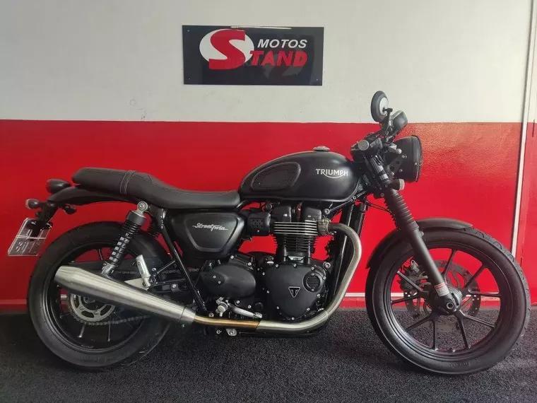 Triumph Street Twin Preto 1