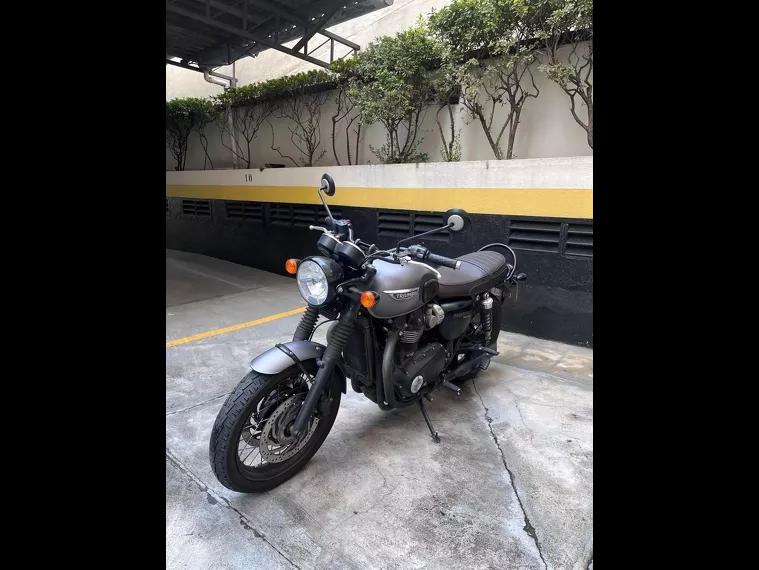 Triumph Bonneville Cinza 4