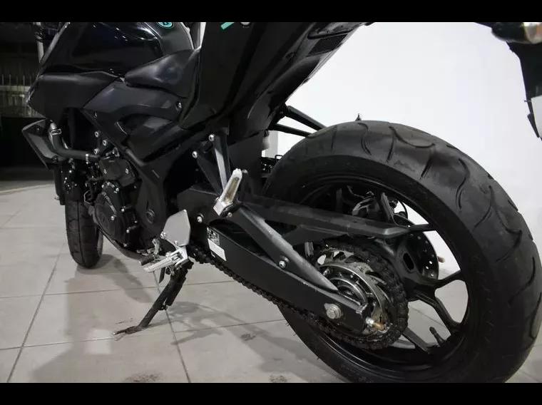 Yamaha MT-03 Preto 6