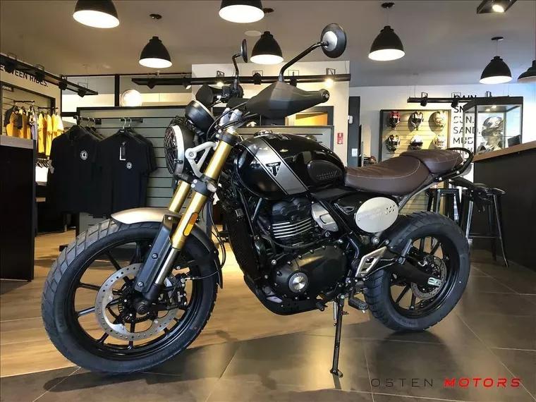 Triumph Scrambler Preto 5