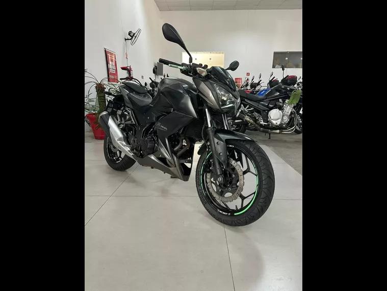 Kawasaki Z Preto 10