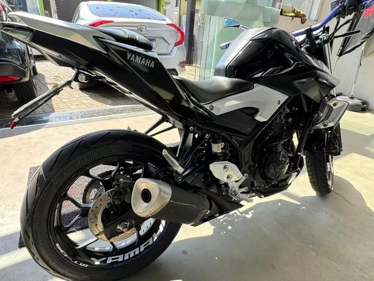 Yamaha MT-03 Preto 4