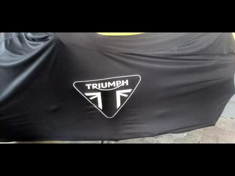 Triumph Bonneville Preto 4