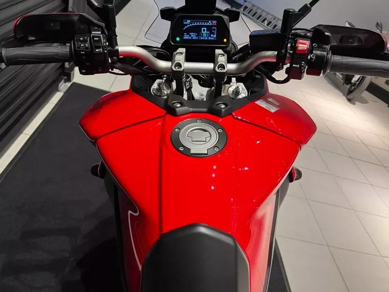 Yamaha Tracer 900 Vermelho 17