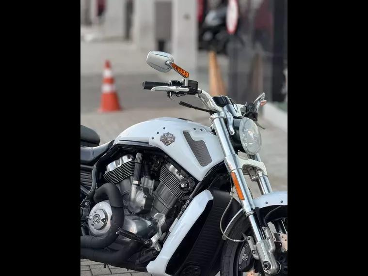 Harley-Davidson V-Rod Branco 11
