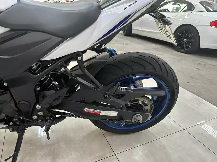 Suzuki GSX-S Branco 5